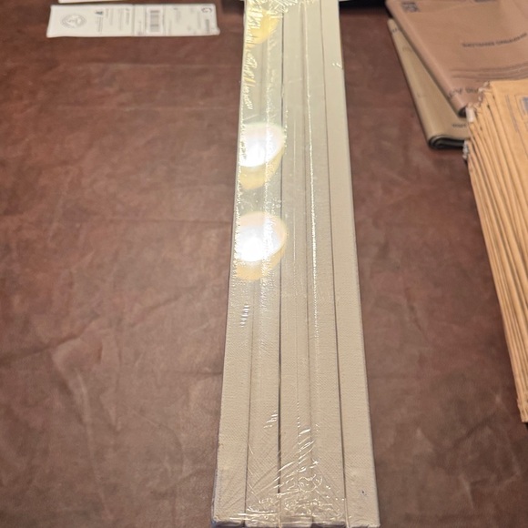 Artist's Loft NWT 5-Piece Canvas Set - Picture 3 of 4